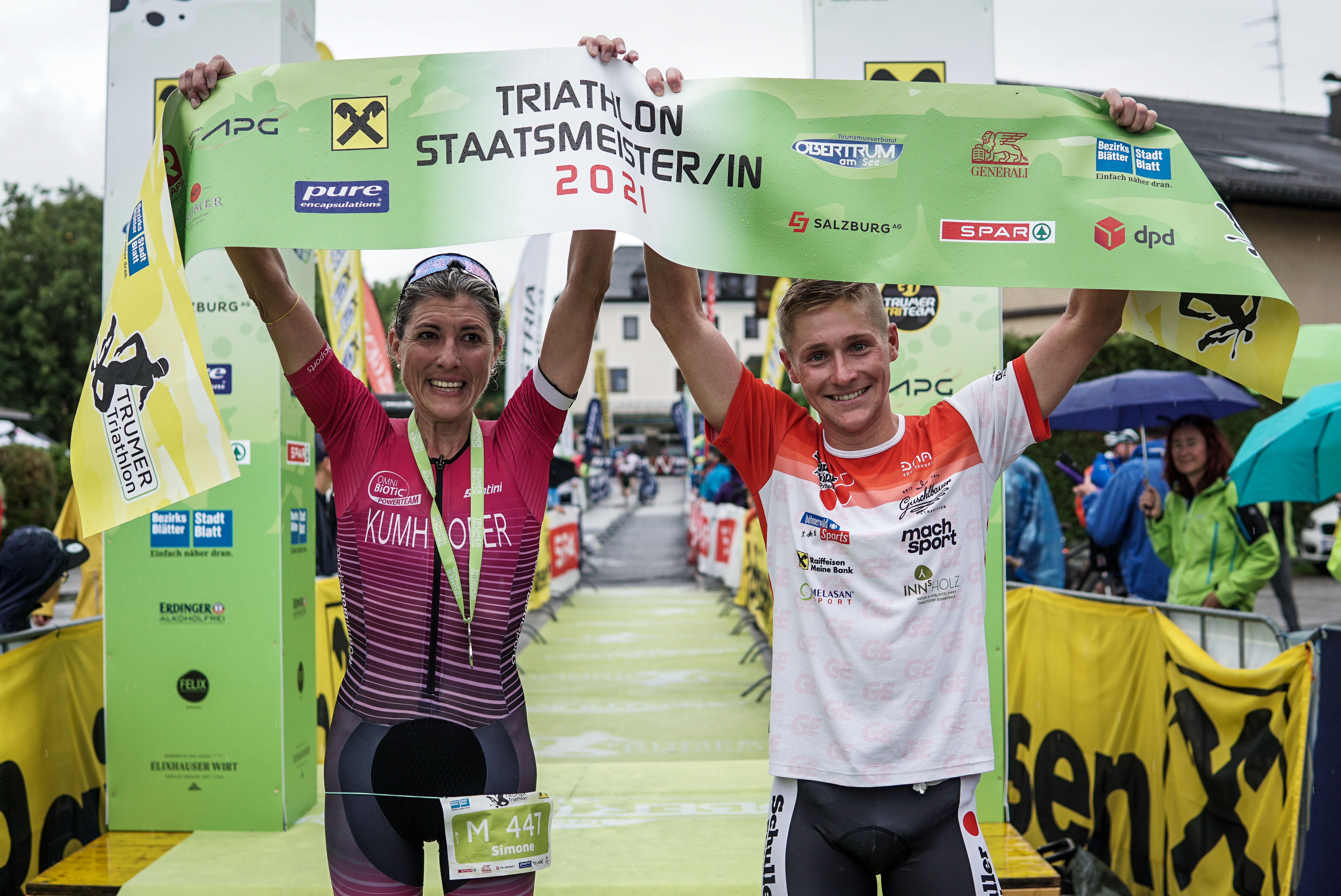 Siegerehrung Sprintdistanz Oliver Janner Katharina Loidl